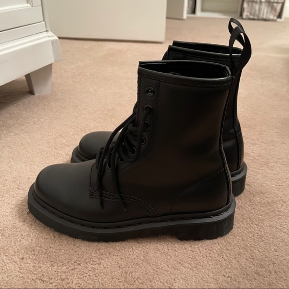 Dr. Marten boots - Picture 3 of 9